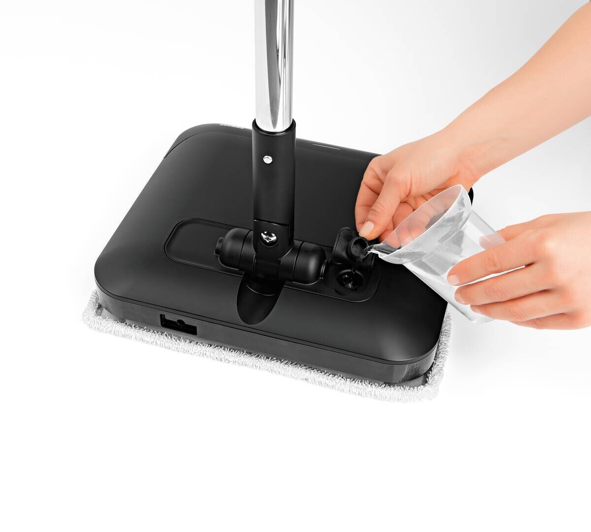 N8WERK Wischmopp schwarz Aluminium Kunststoff B/H/L: ca. 27,5x115x30,4 cm ca. 35 W