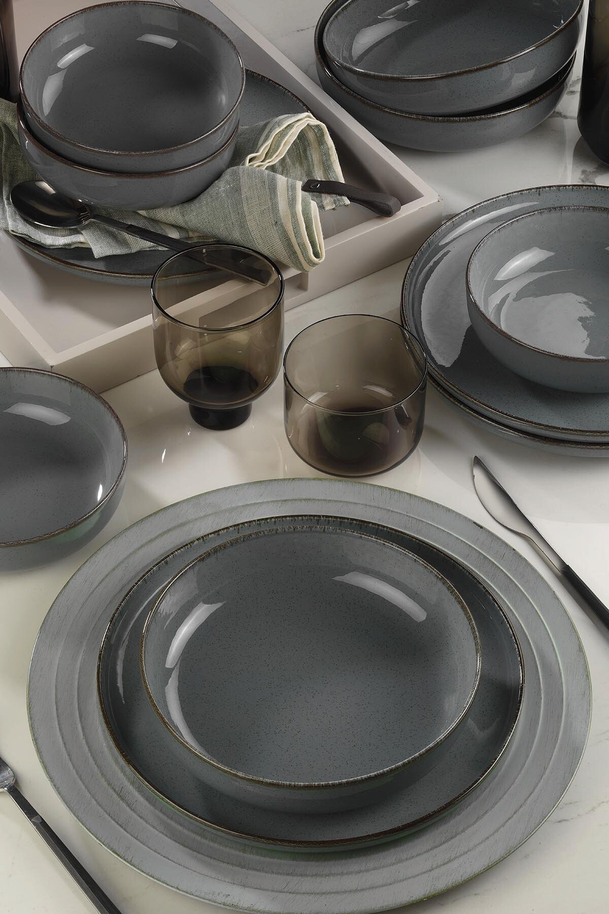 Hermia Concept Kombiservice grau Porzellan 12 tlg.