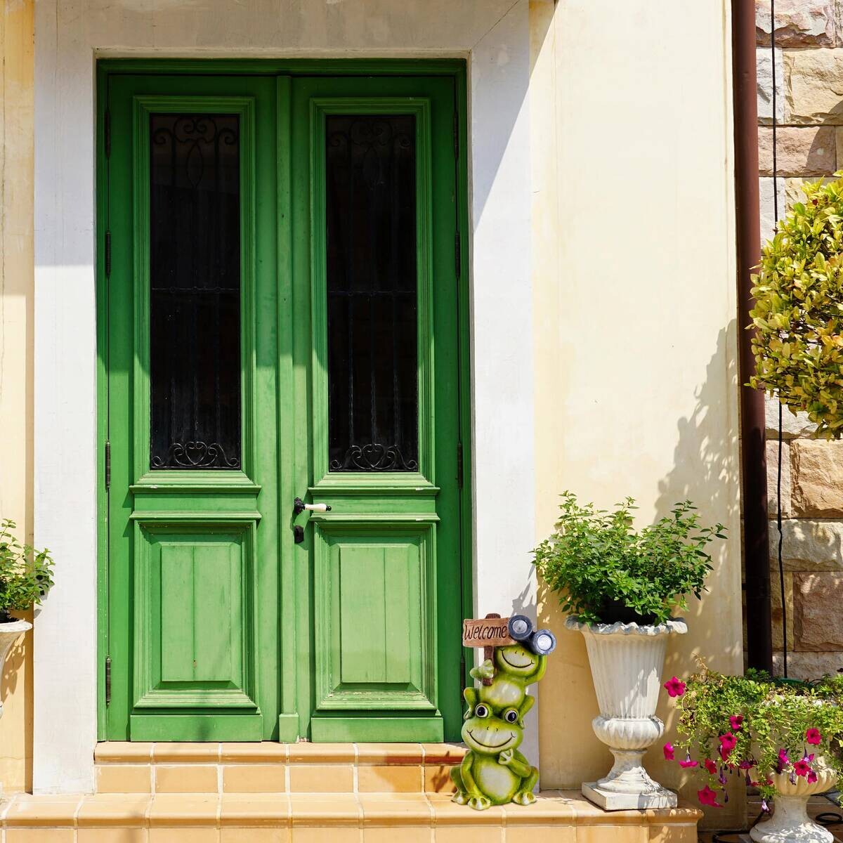 LED-Solarleuchte 5293317 grün Kunststoff B/H/L: ca. 22,5x45x15 cm