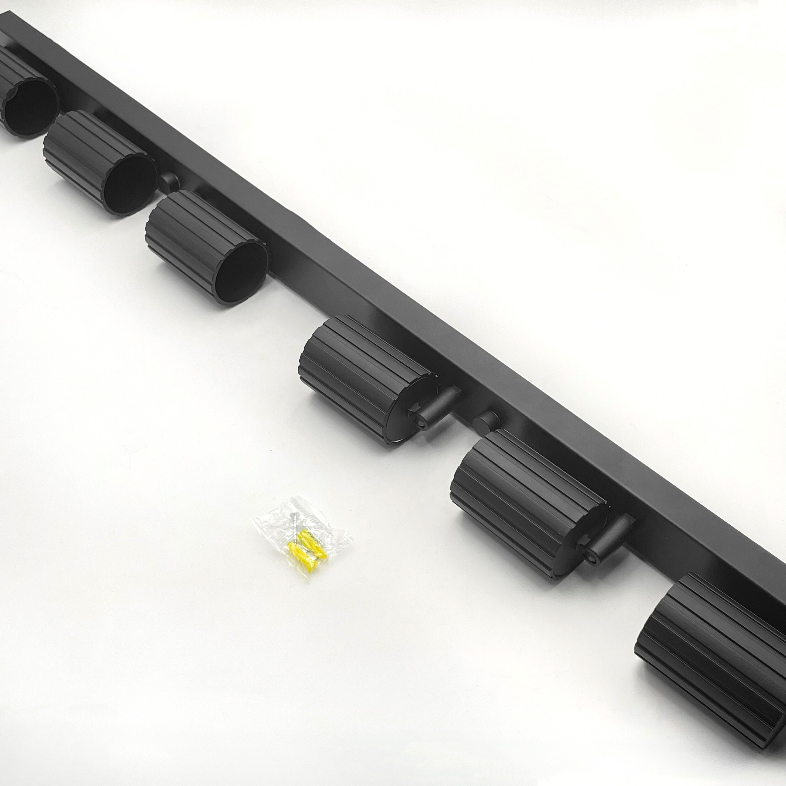 Lamkur Strahler Prisma schwarz Stahl B/H/L: ca. 6,5x16,5x117 cm 6 Brennstellen