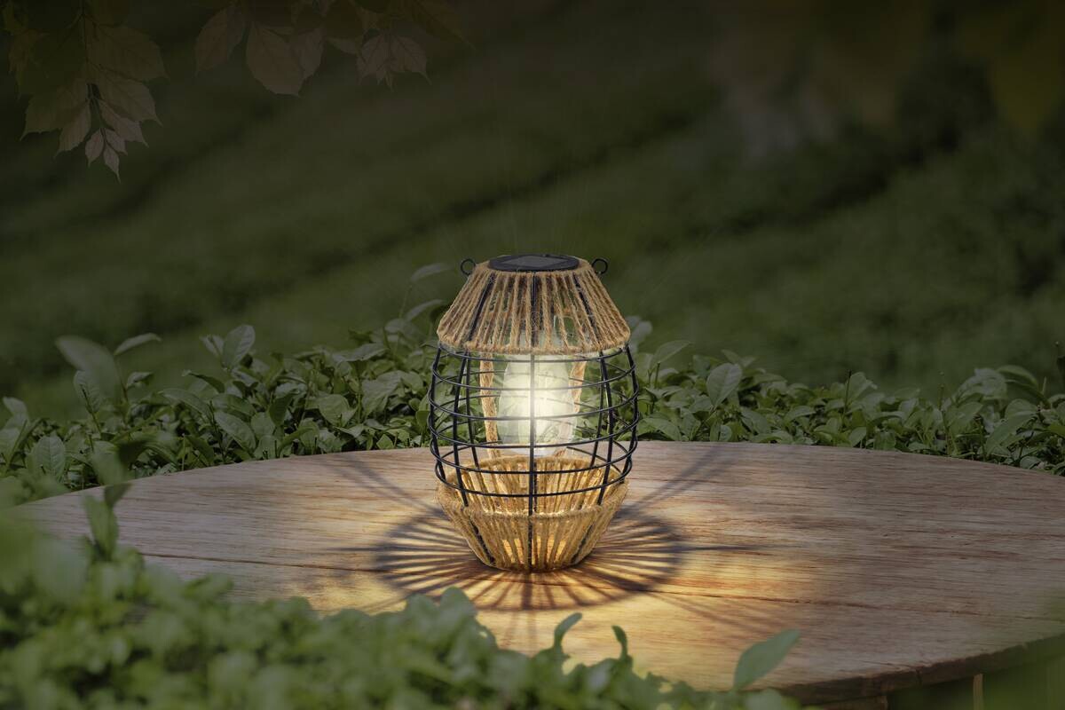 LED-Solarleuchte schwarz Metall Kunststoff H/D: ca. 40,5x16,5 cm