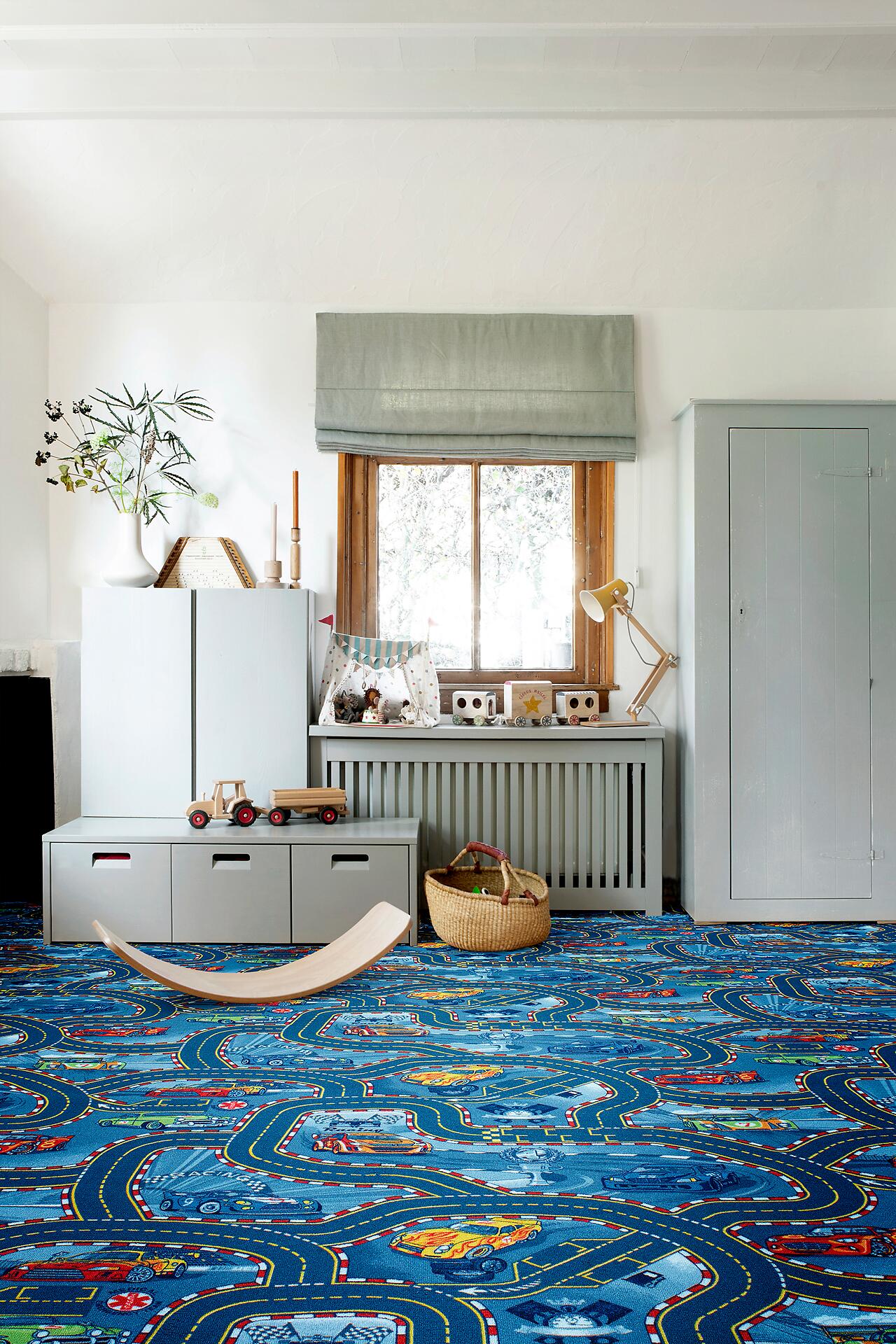 Teppichboden Racers blau B: ca. 400 cm pro m²