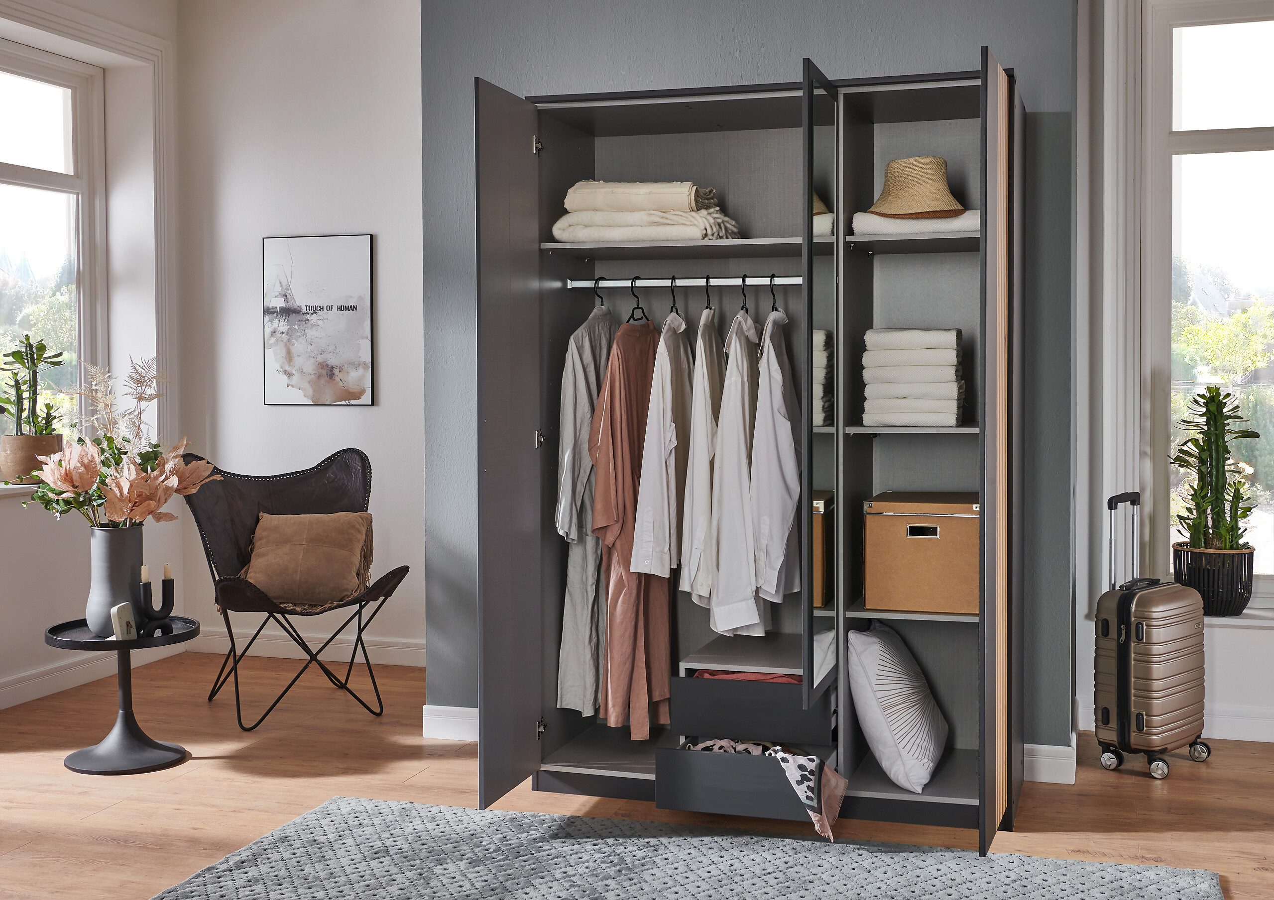 Kleiderschrank Lübeck Graphit Eiche Artisan Nachbildung B/H/T: ca. 135x199x58 cm Kleiderschrank Lübeck Graphit Eiche Artisan Nachbildung B/H/T: ca. 135x199x58 cm