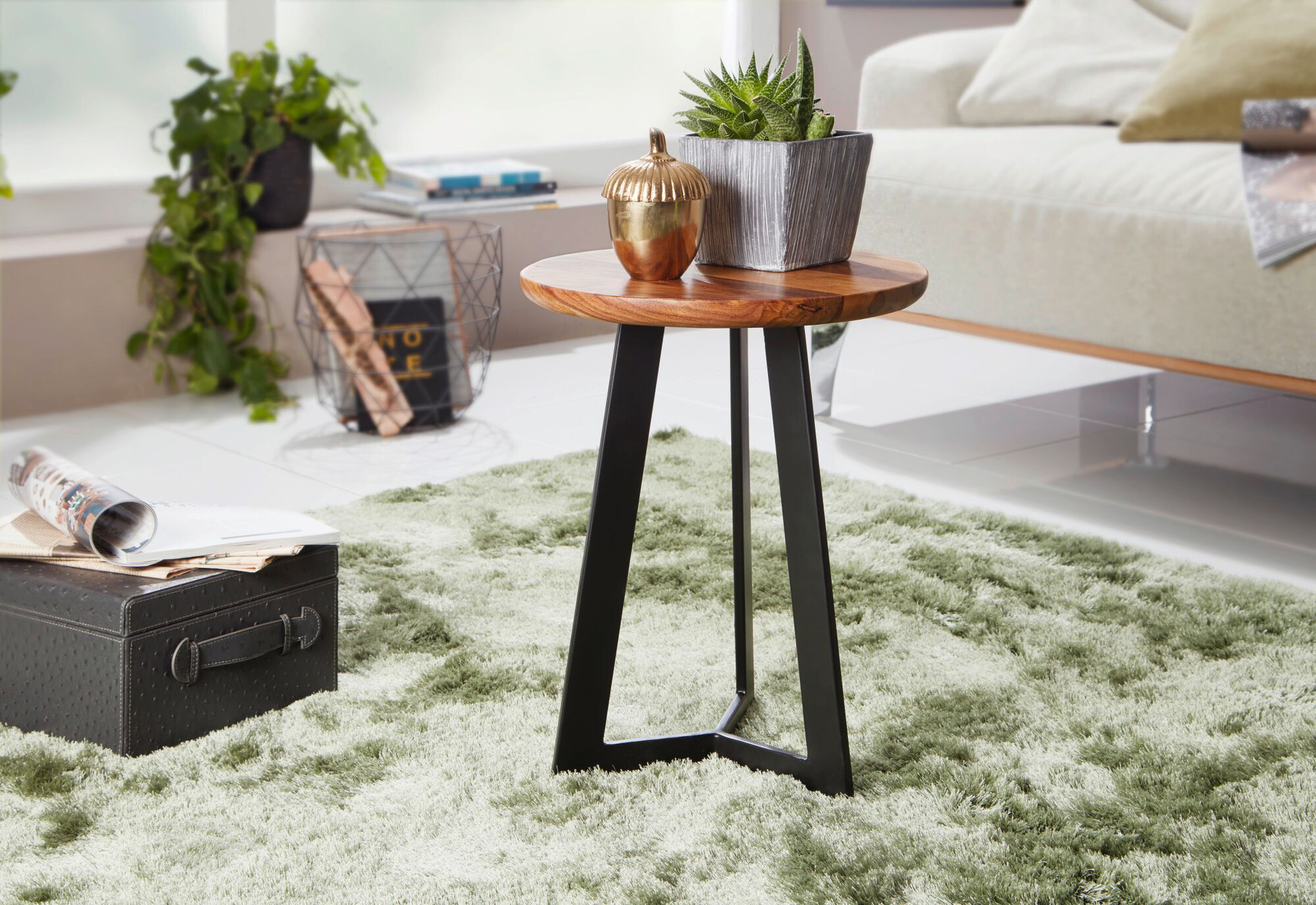 Beistelltisch rosenholz Nachbildung Holz B/H/T: ca. 35x37x35 cm Beistelltisch rosenholz Nachbildung Holz B/H/T: ca. 35x37x35 cm