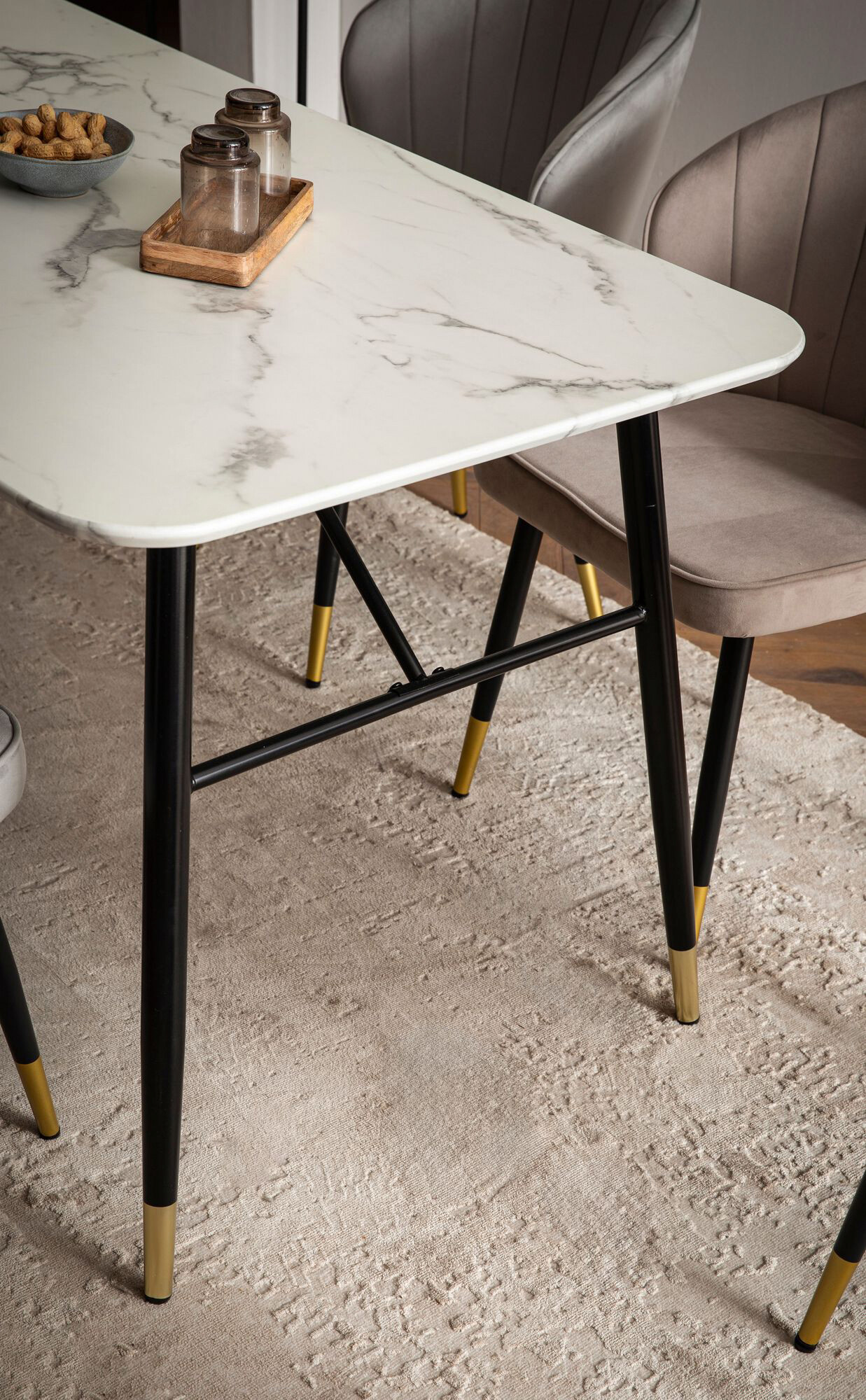 Esstisch weiß Marmoroptik Optik B/H/T: ca. 140x76x80 cm