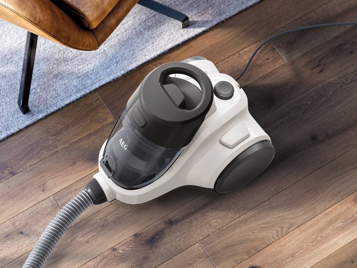 AEG Bodenstaubsauger AEG LX5-2-2SW weiß Kunststoff B/H/T: ca. 31x35x42 cm