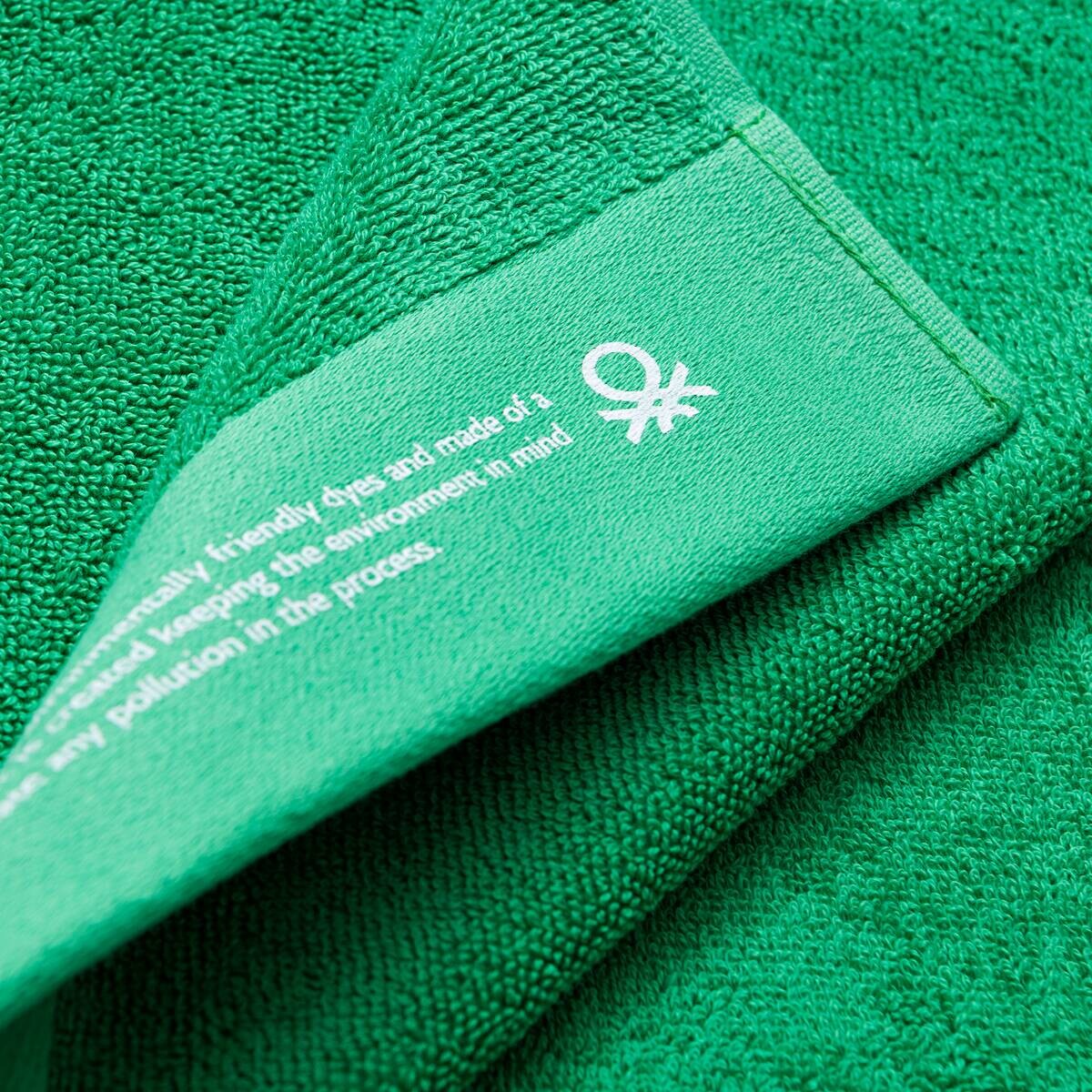 BENETTON Badetuch grün Baumwolle B/L: ca. 150x90 cm