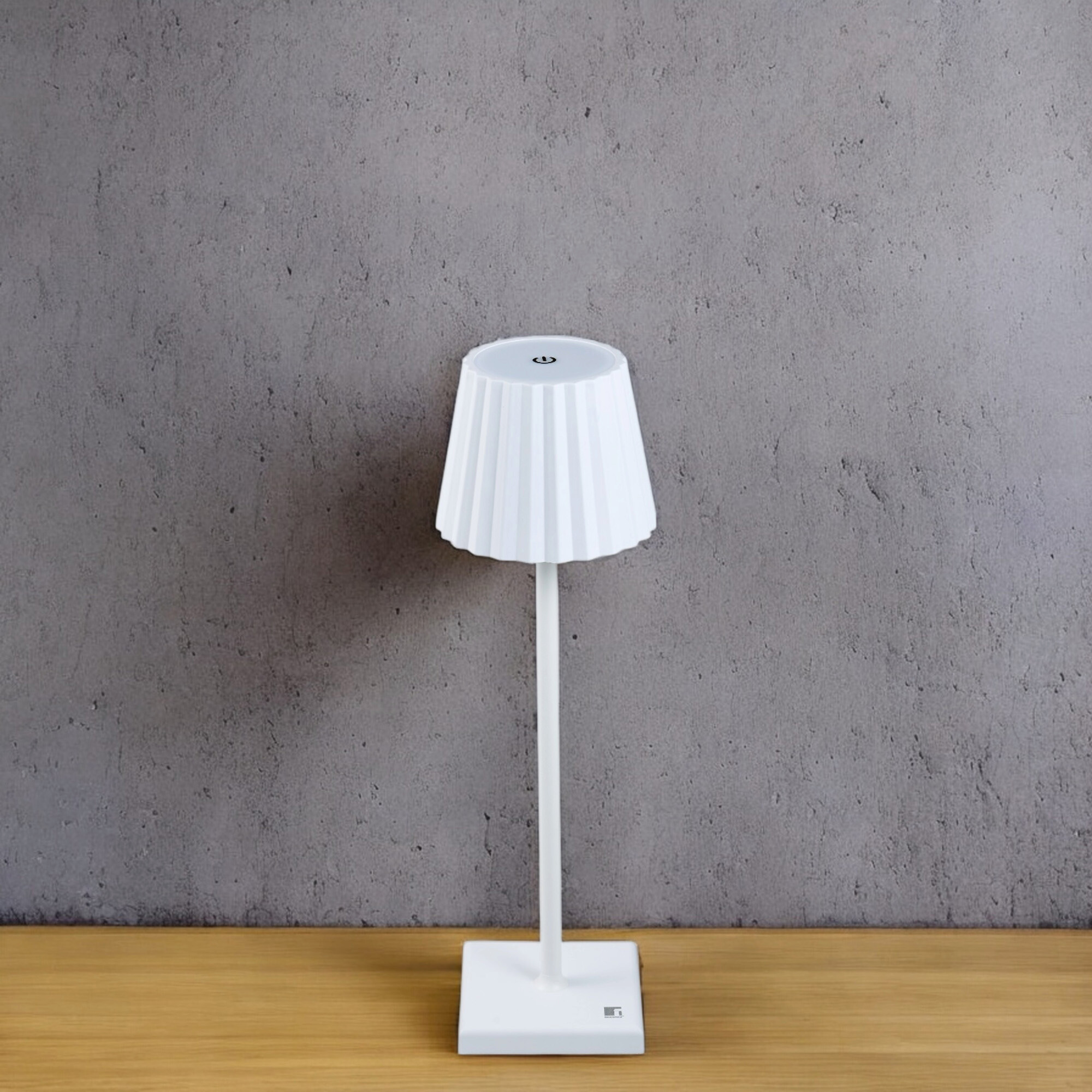 BERGNER LED-Tischleuchte Lines weiß B/H: ca. 11,6x38 cm