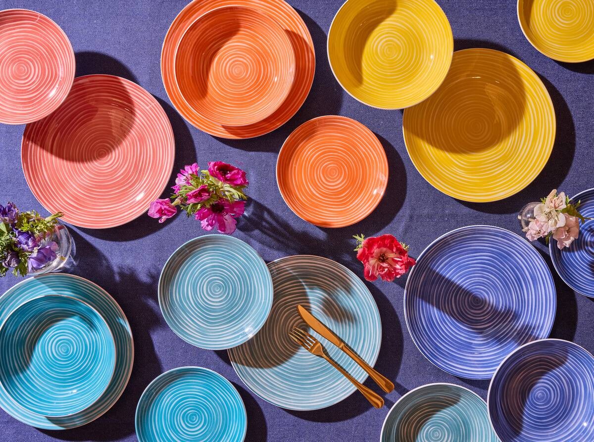 TOGNANA Tafelservice Madison Chroma bunt Porzellan 18 tlg. TOGNANA Tafelservice Madison Chroma bunt Porzellan 18 tlg.