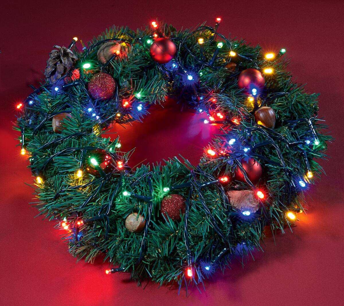 LED-Lichterkette multicolor Kunststoff L: ca. 300 cm LED-Lichterkette multicolor Kunststoff L: ca. 300 cm