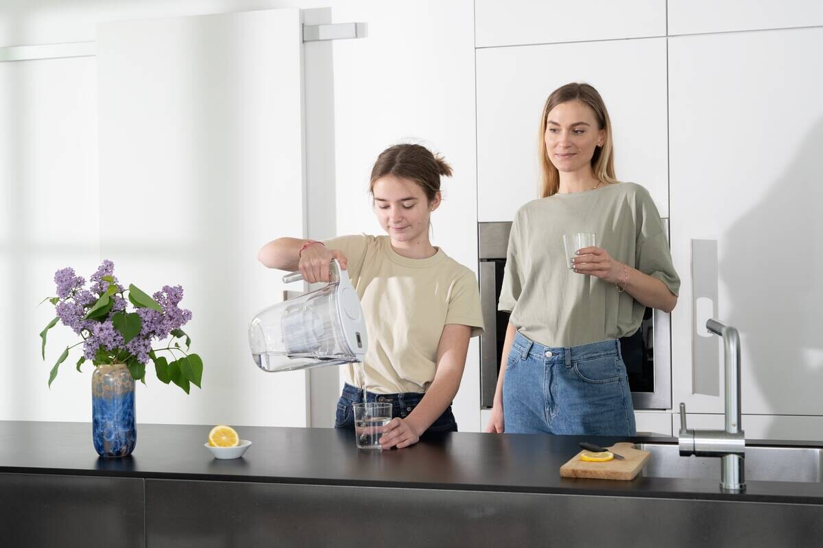 Wasserfilter-Kanne transparent Kunststoff