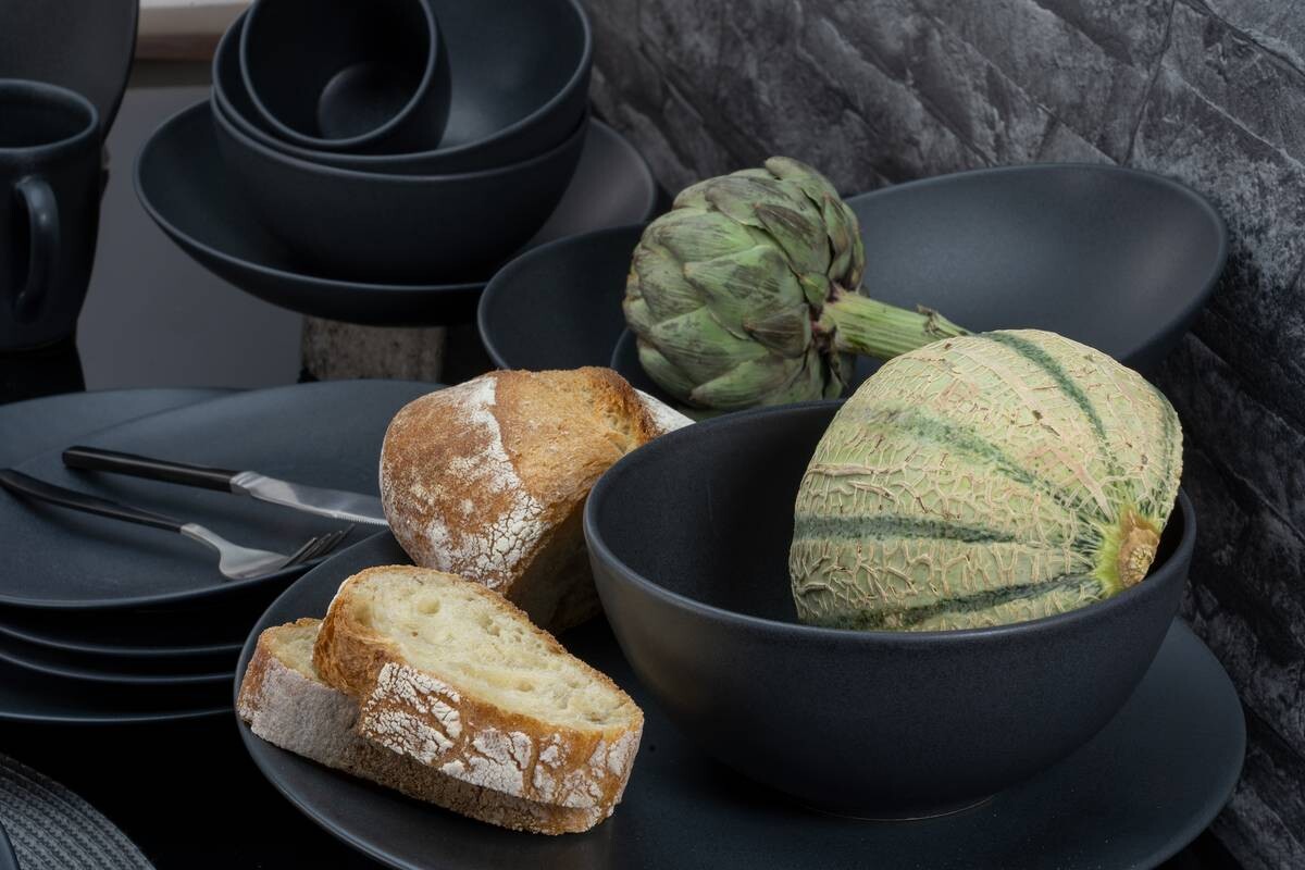 CreaTable Kombiservice Soft Touch mattschwarz Steinzeug 16 tlg.