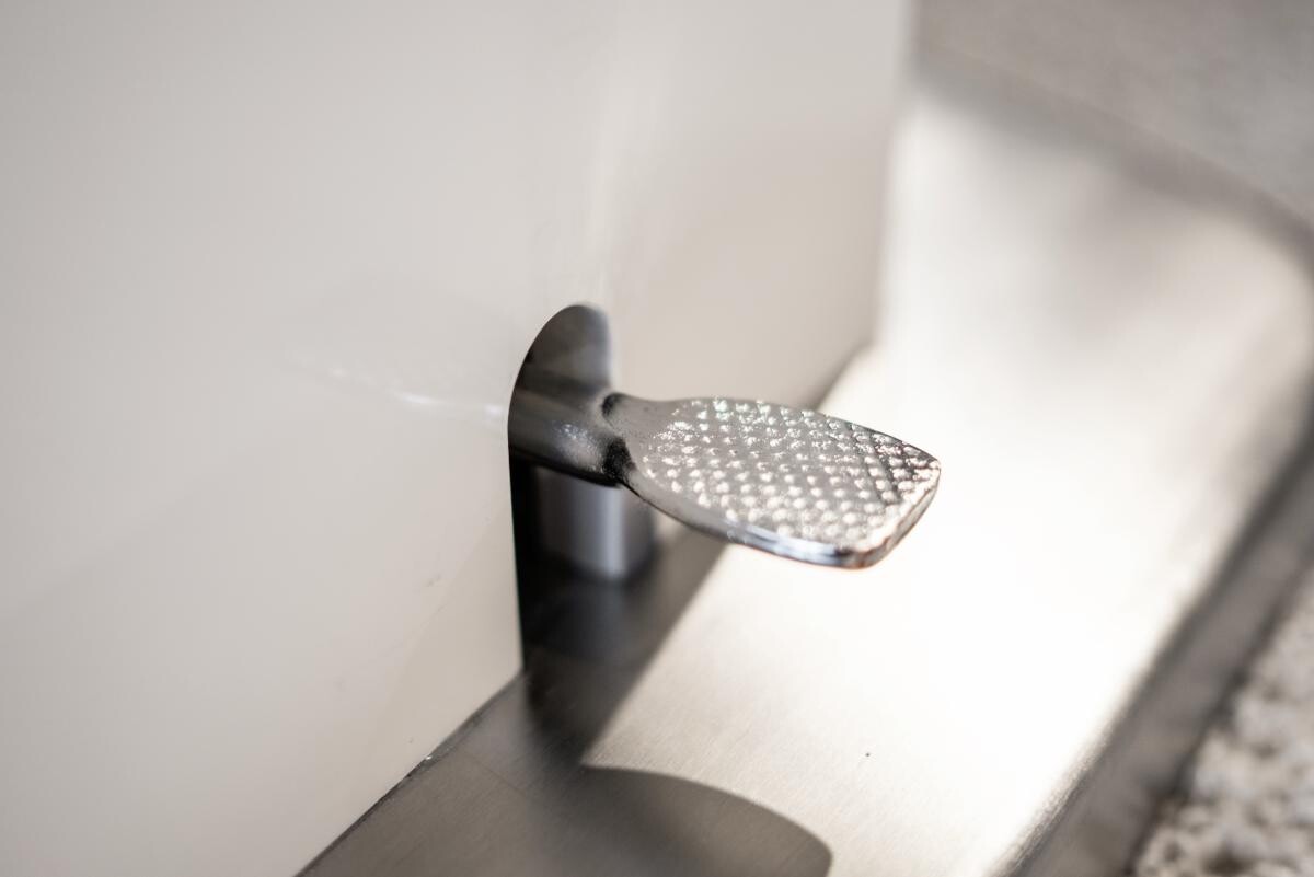 Couchtisch Levi weiß MDF B/H/T: ca. 135x50x75 cm