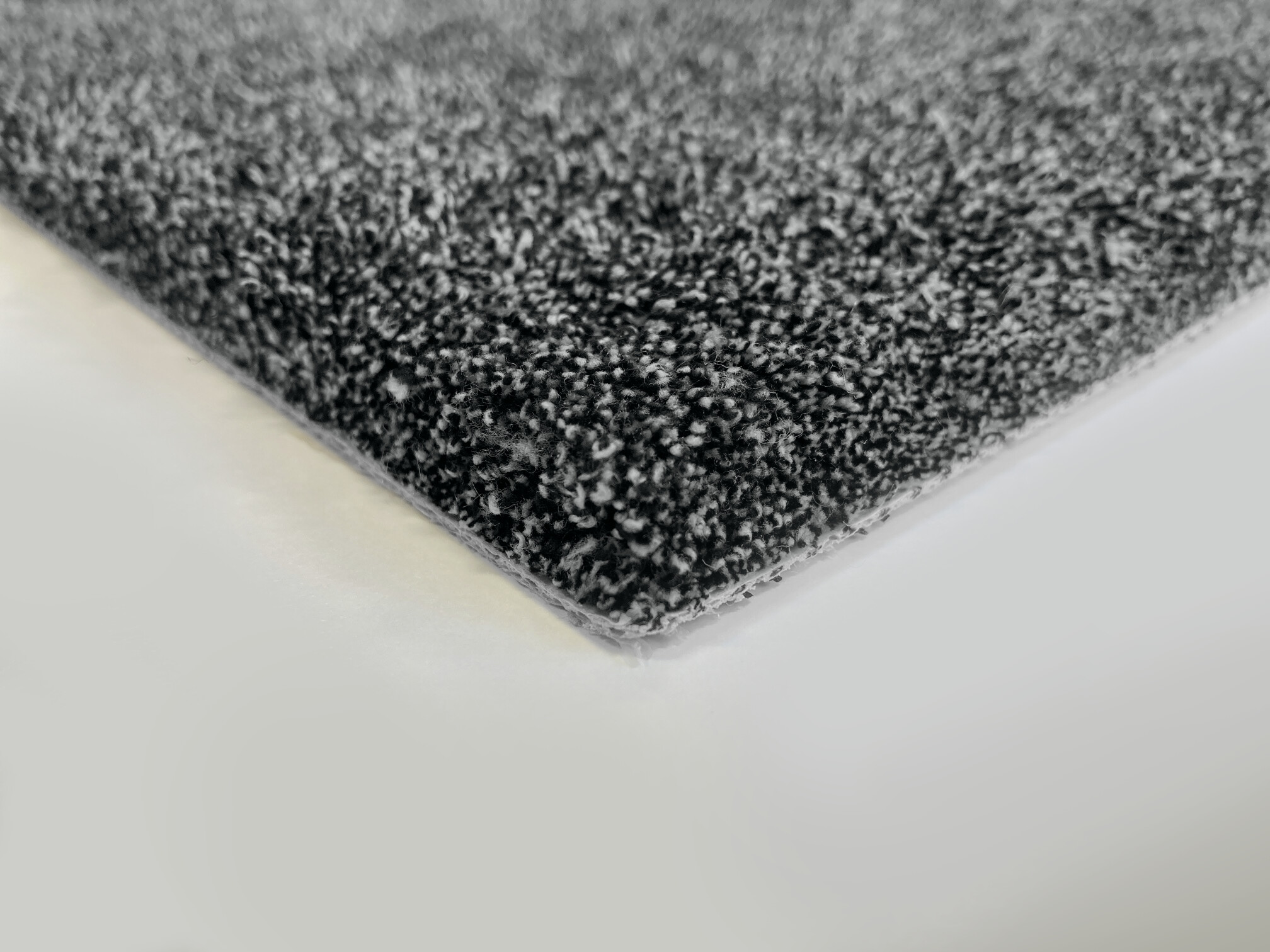 Teppichboden Hanoi anthrazit B: ca. 400 cm pro m²