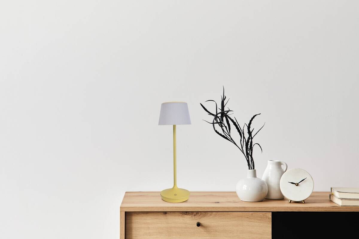 LED-Solar-Tischleuchte gelb Metall Kunststoff B/H/T/D: ca. 13x38x13x13 cm