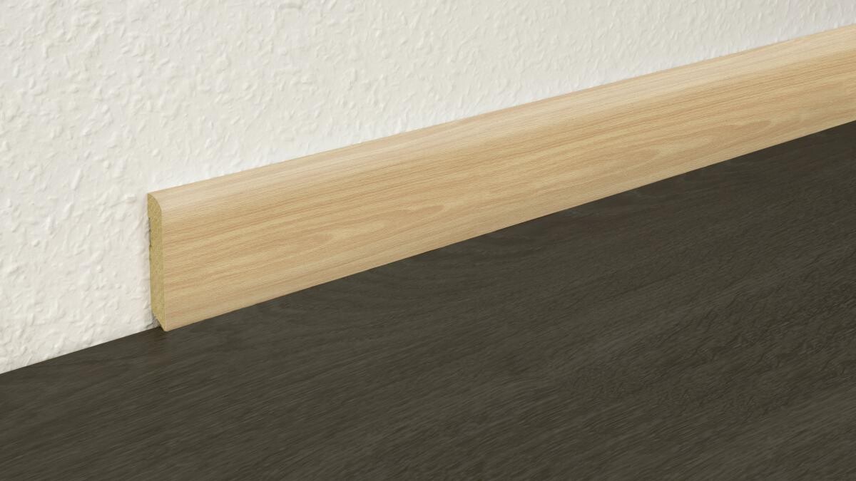 Sockelleiste L/B/H: ca. 250x1x5,8 cm pro Stück