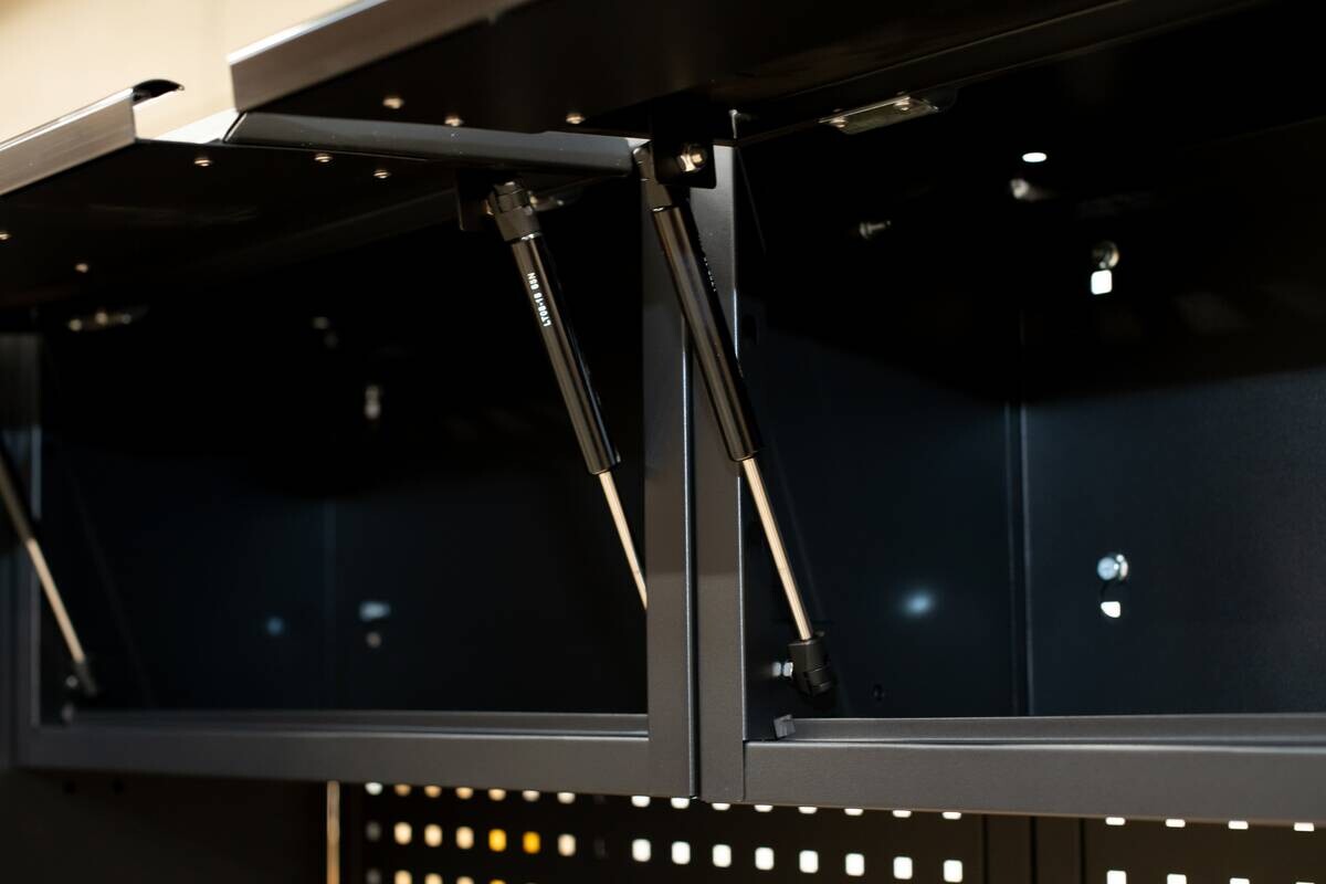 Werkzeugschrank EOS Blackline schwarz B/H/L: ca. 228x200x61 cm