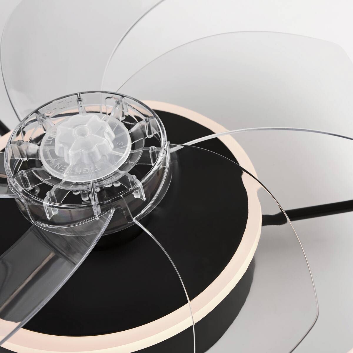 Lamkur LED-Deckenventilator Falco schwarz H/L: ca. 17x50 cm max. 40 W