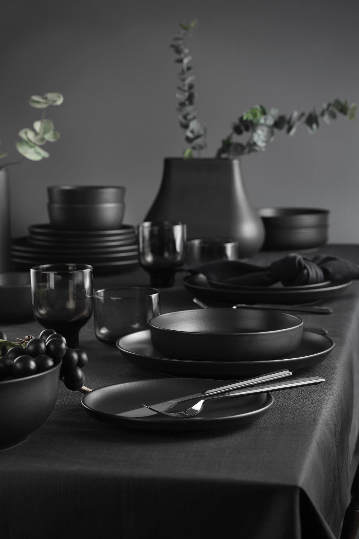 Hermia Concept Kombiservice schwarz Porzellan 18 tlg.