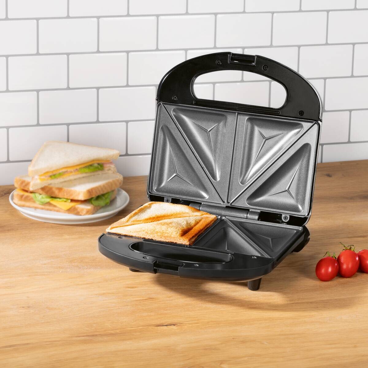 GOURMETmaxx Sandwichtoaster 13805 schwarz Kunststoff B/H/L: ca. 21,3x8,8x21,4 cm