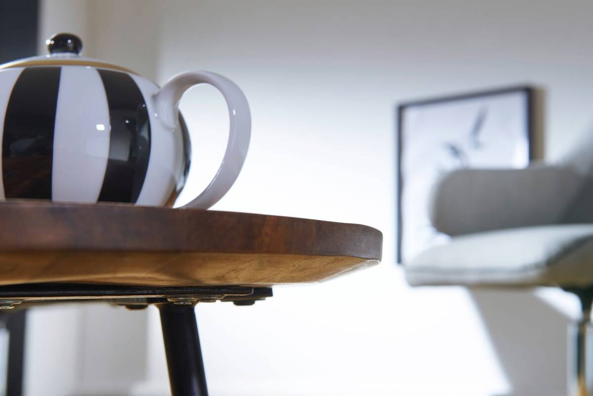 Wohnling Couchtisch natur schwarz Akazie Metall B/H/T: ca. 122x36x63 cm