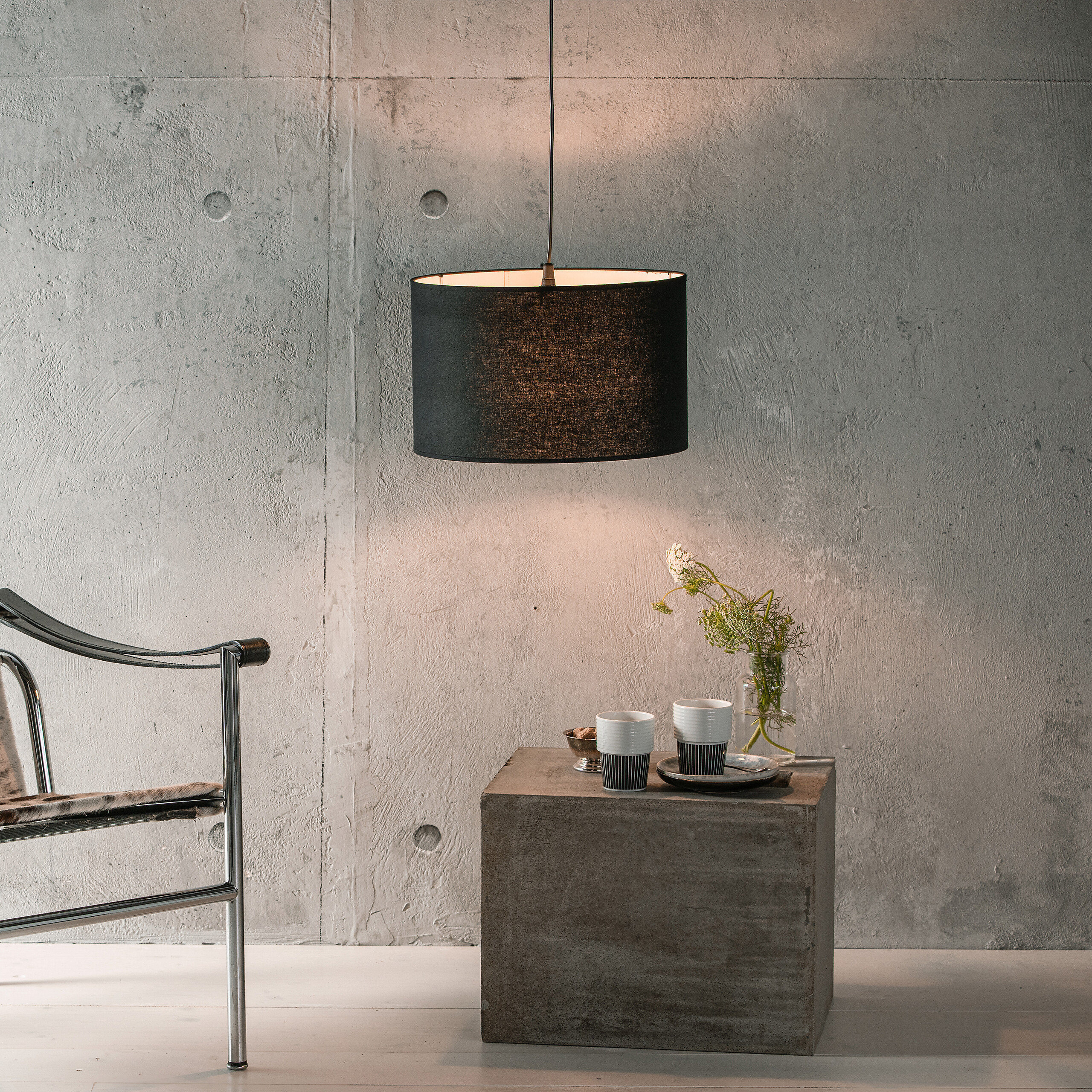 Brilliant Pendelleuchte 99652/06 weiß Metall B/H/T/D: ca. 38x120x38x38 cm E27 1 Brennstellen