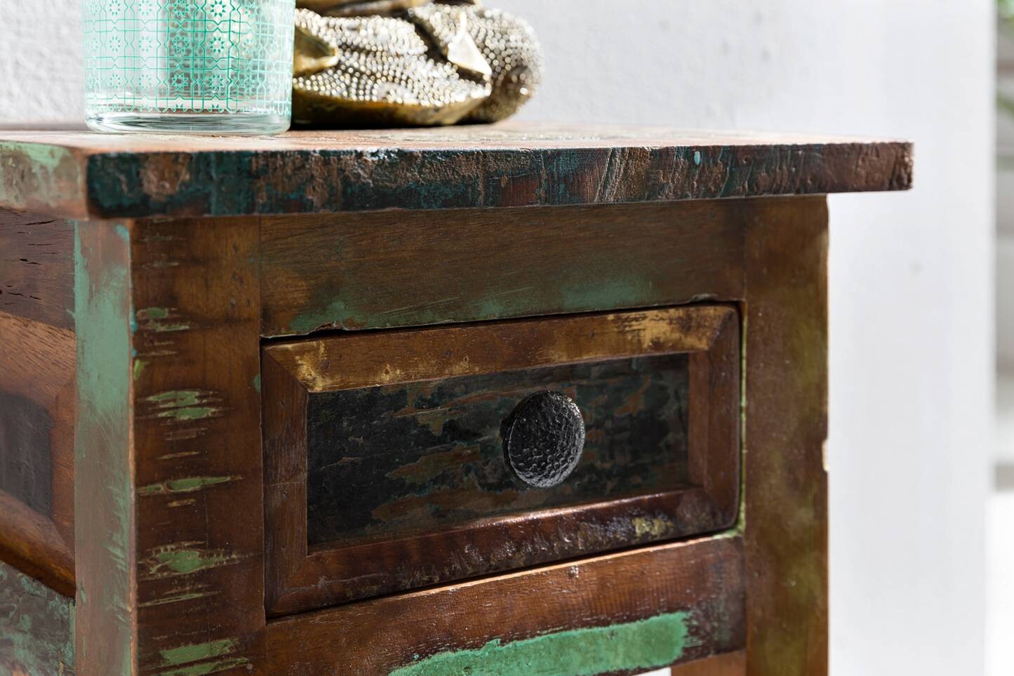 Beistelltisch braun Holz B/H/T: ca. 30x50x30 cm