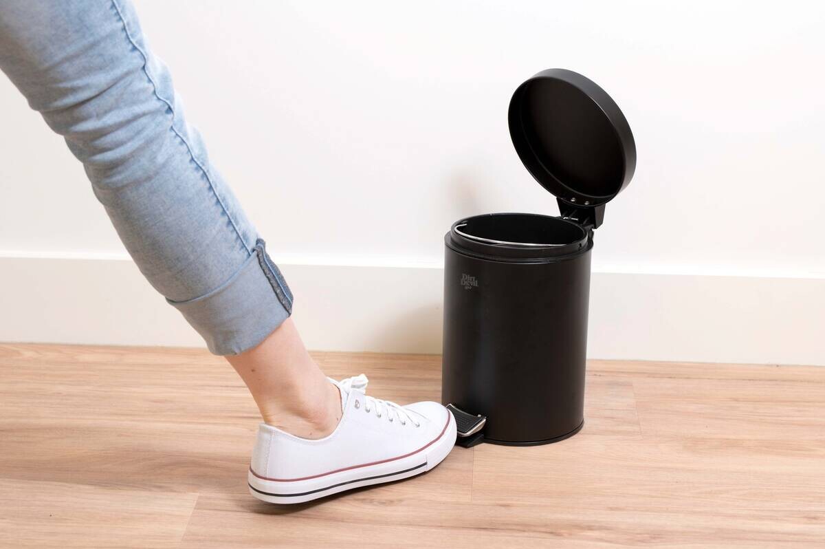 Kosmetikeimer schwarz Edelstahl H/D: ca. 26x17 cm ca. 3 l