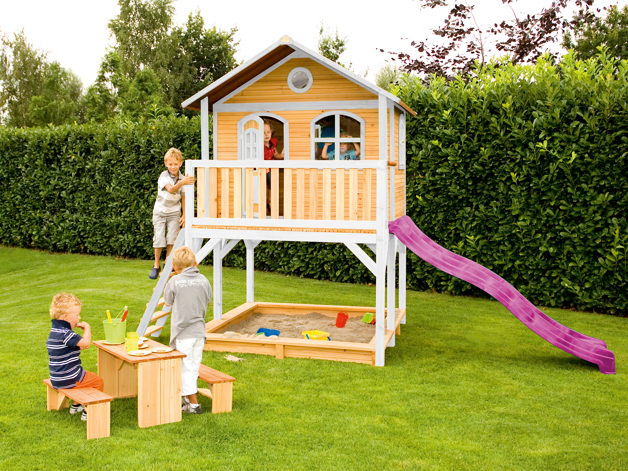 AXI Spielhaus Marc braun B/H/L: ca. 432x293x212 cm