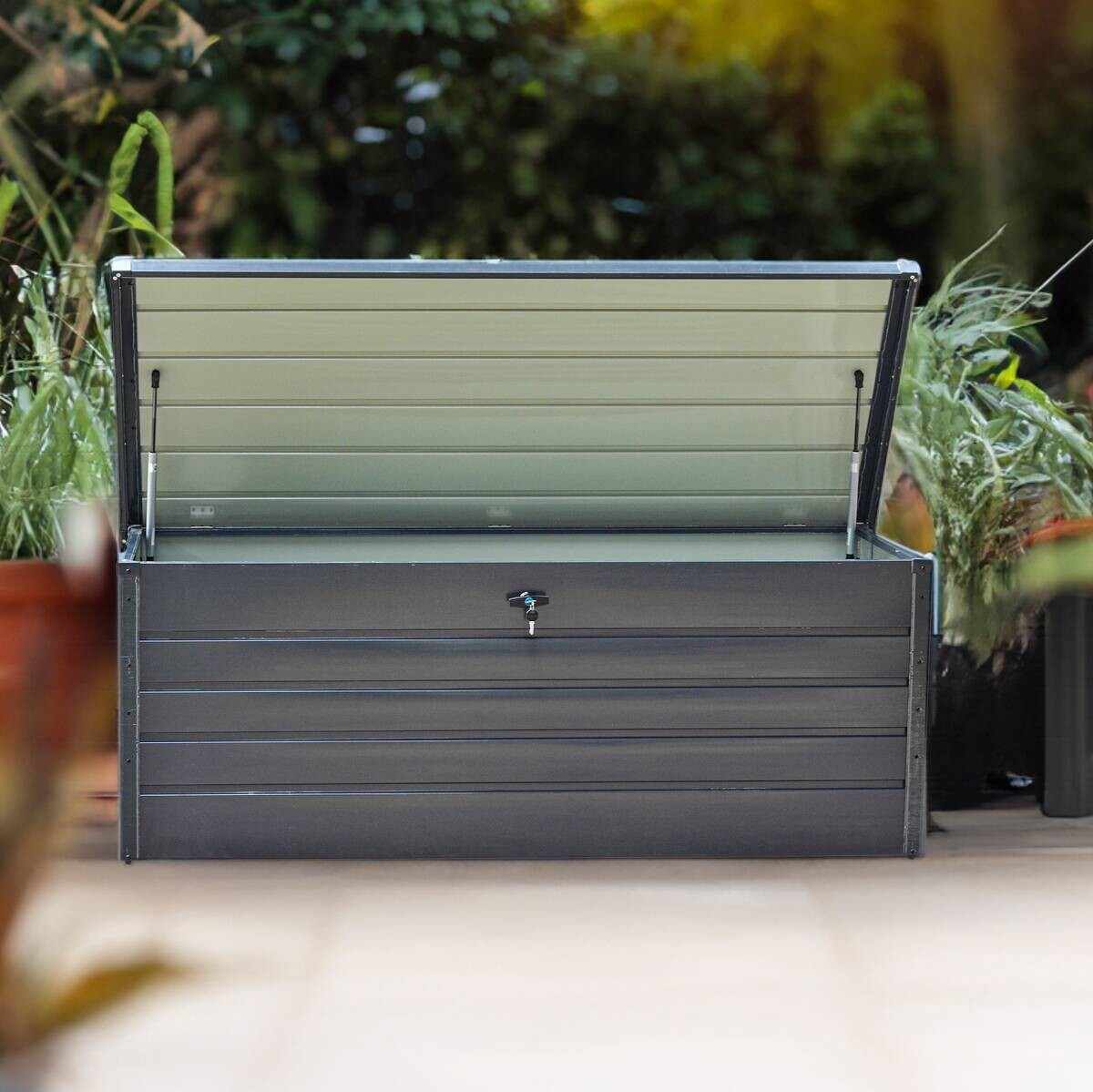 HI Auflagebox 710l schwarz Metall B/H/T: ca. 165x70x62 cm