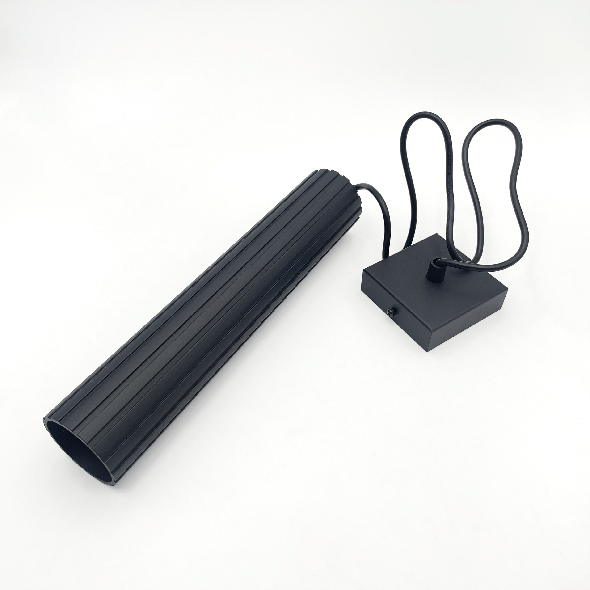 Lamkur Strahler Prisma schwarz Stahl B/H/L: ca. 6,5x118x6,5 cm 1 Brennstellen