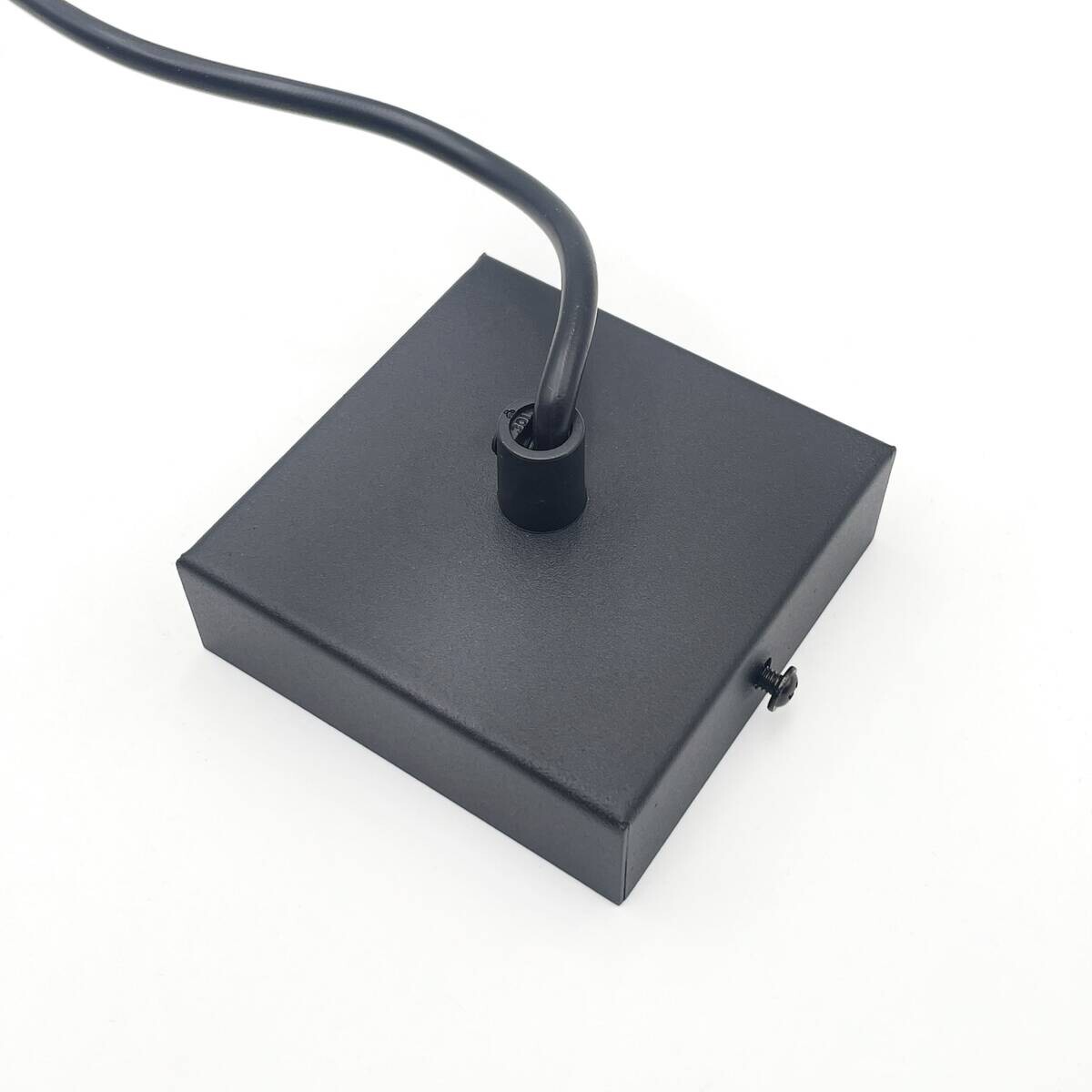 Lamkur Strahler Prisma schwarz Stahl B/H/L: ca. 6,5x118x6,5 cm 1 Brennstellen