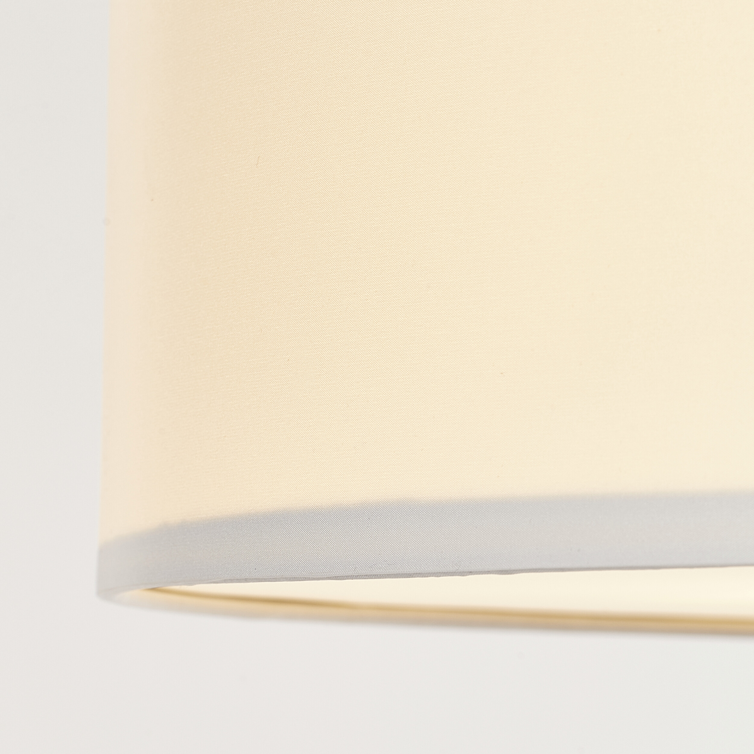 Brilliant Deckenleuchte Andria 93522/05 weiß Chrom Textil Metall H/D: ca. 26,5x60 cm E27 3 Brennstellen