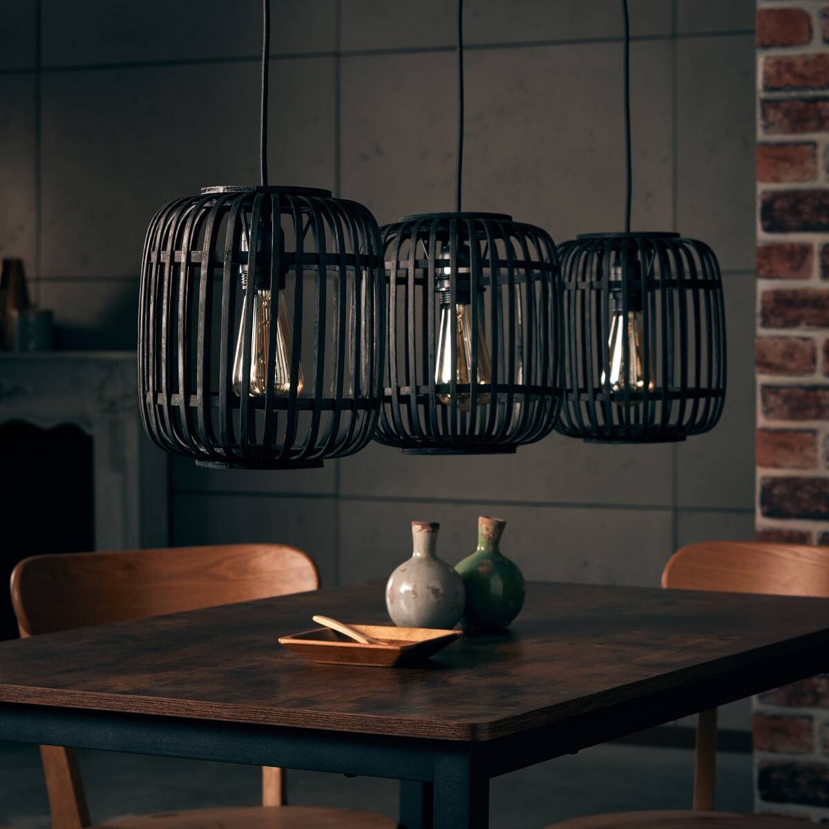 Brilliant Pendelleuchte Woodrow 93778/76 natur schwarz Bambus Metall B/H/T: ca. 105x125x21,5 cm E27 3 Brennstellen