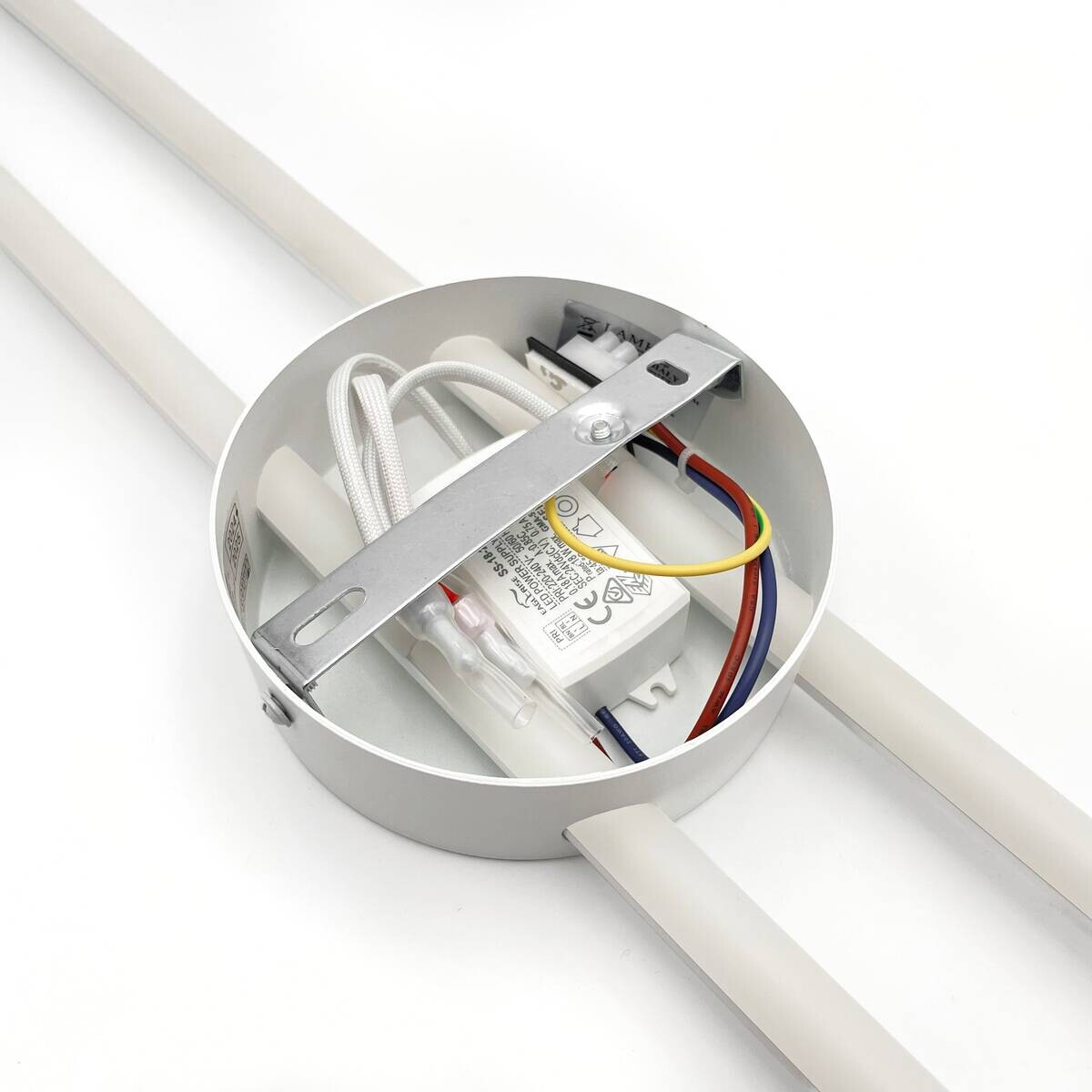 Lamkur LED-Wandleuchte weiß PVC Holz B/H/L: ca. 12x80x12 cm