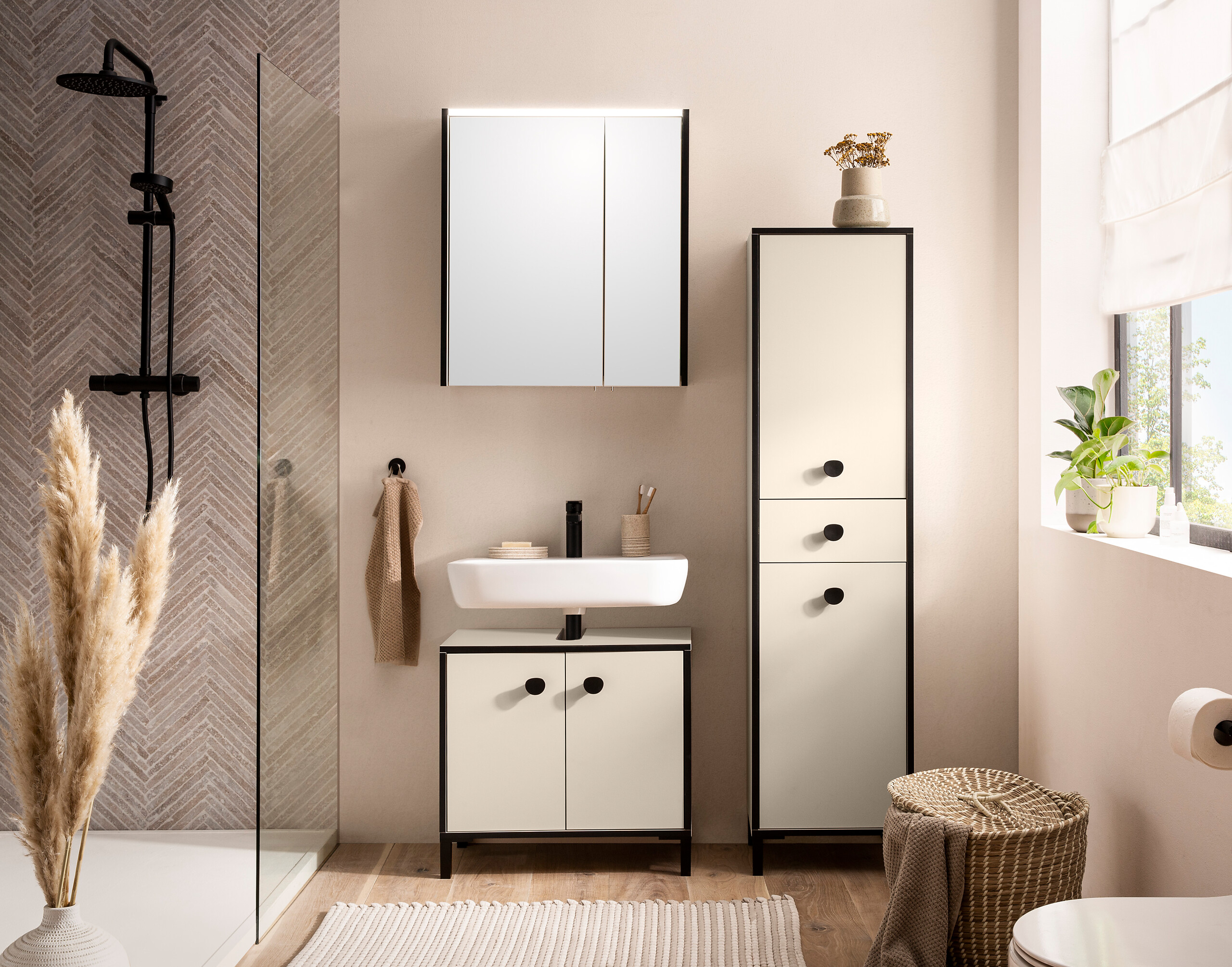 Hochschrank Edda creme B/H/T: ca. 40,3x163,3x33,5 cm Hochschrank Edda creme B/H/T: ca. 40,3x163,3x33,5 cm