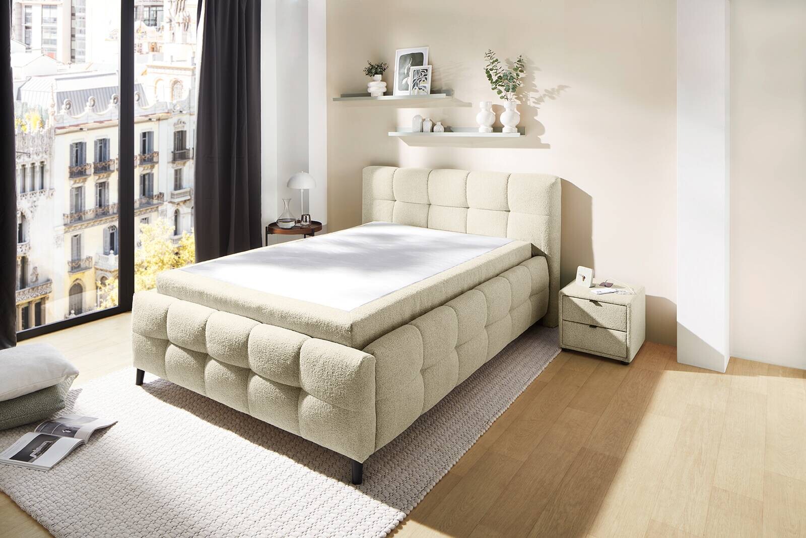 Polsterbett  beige Liegefläche B/L: ca. 140x200 cm