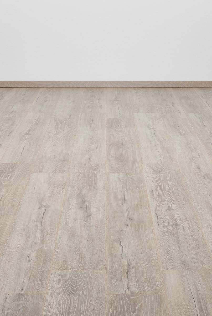EGGER Laminatboden Eiche grau ca. 2,4936 m² im Paket B/L: ca. 19,3x129,2 cm pro Paket