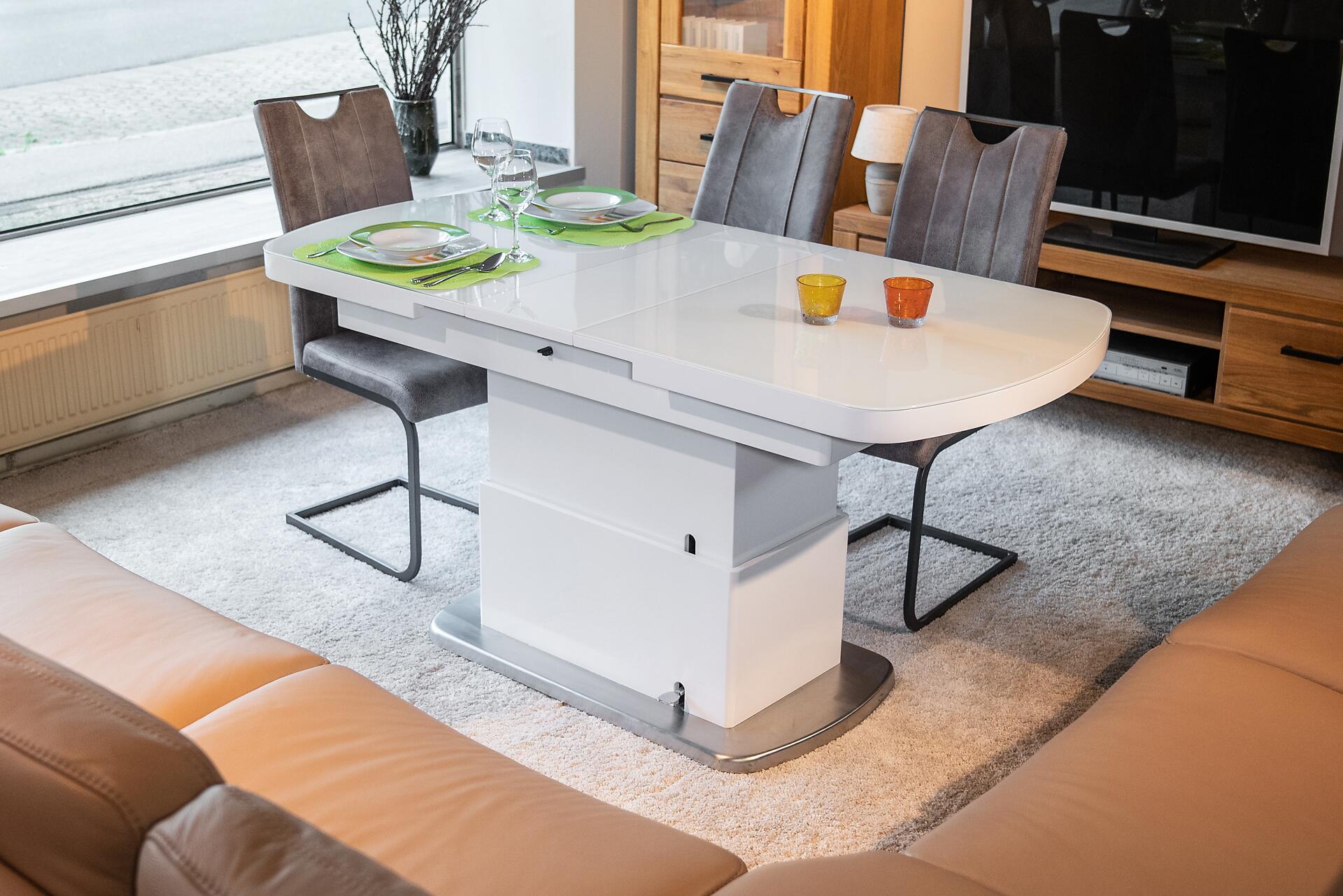 Couchtisch Levi weiß MDF B/H/T: ca. 135x50x75 cm