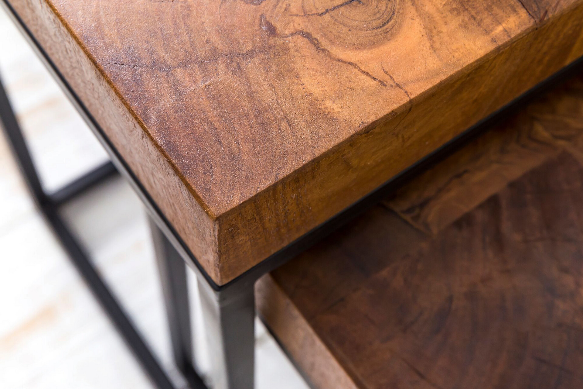 Beistelltisch 2er-Set natur schwarz lackiert Echtholz Eisen