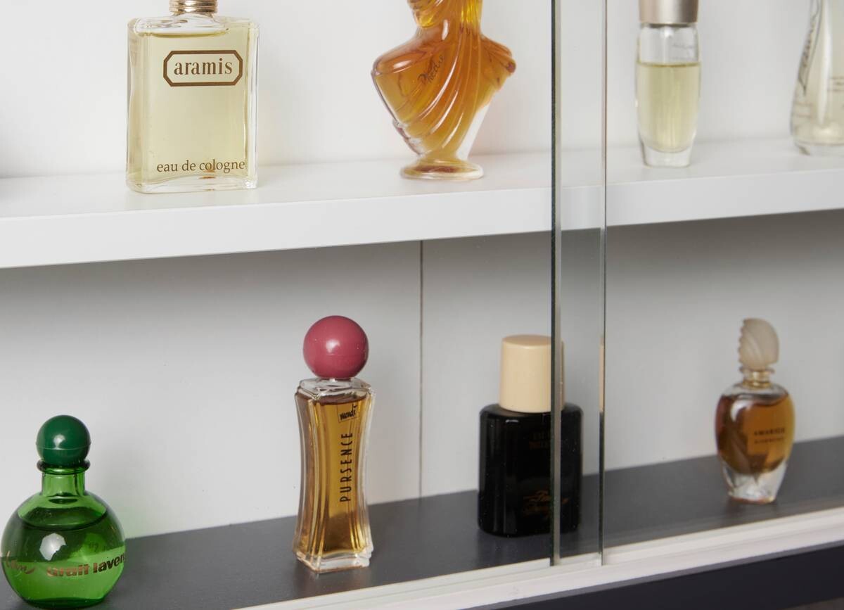 Sammelvitrine Collecty grau weiß B/H/T: ca. 80x9,5x60 cm