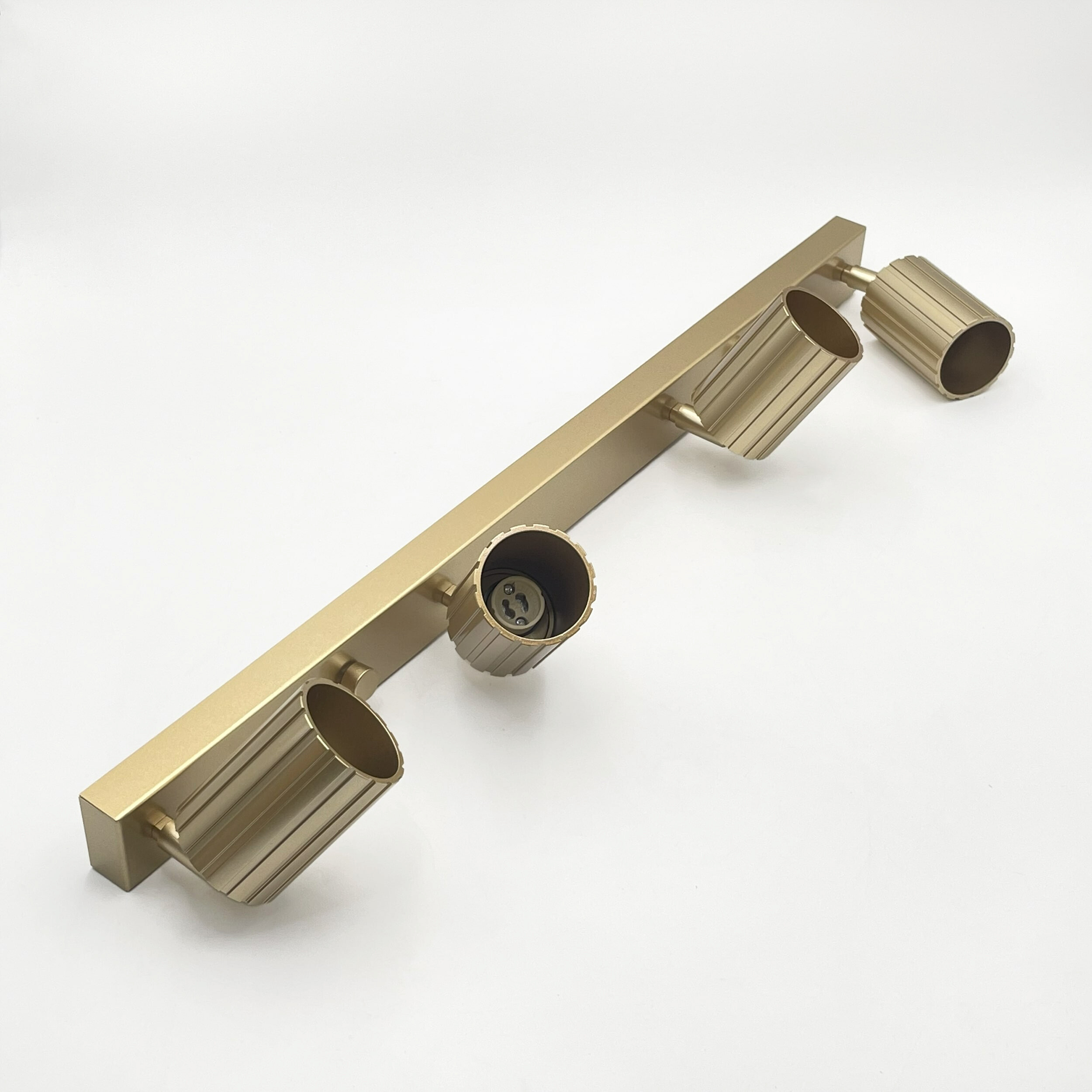 Lamkur Strahler Prisma gold Stahl B/H/L: ca. 6,5x16,5x81 cm 4 Brennstellen