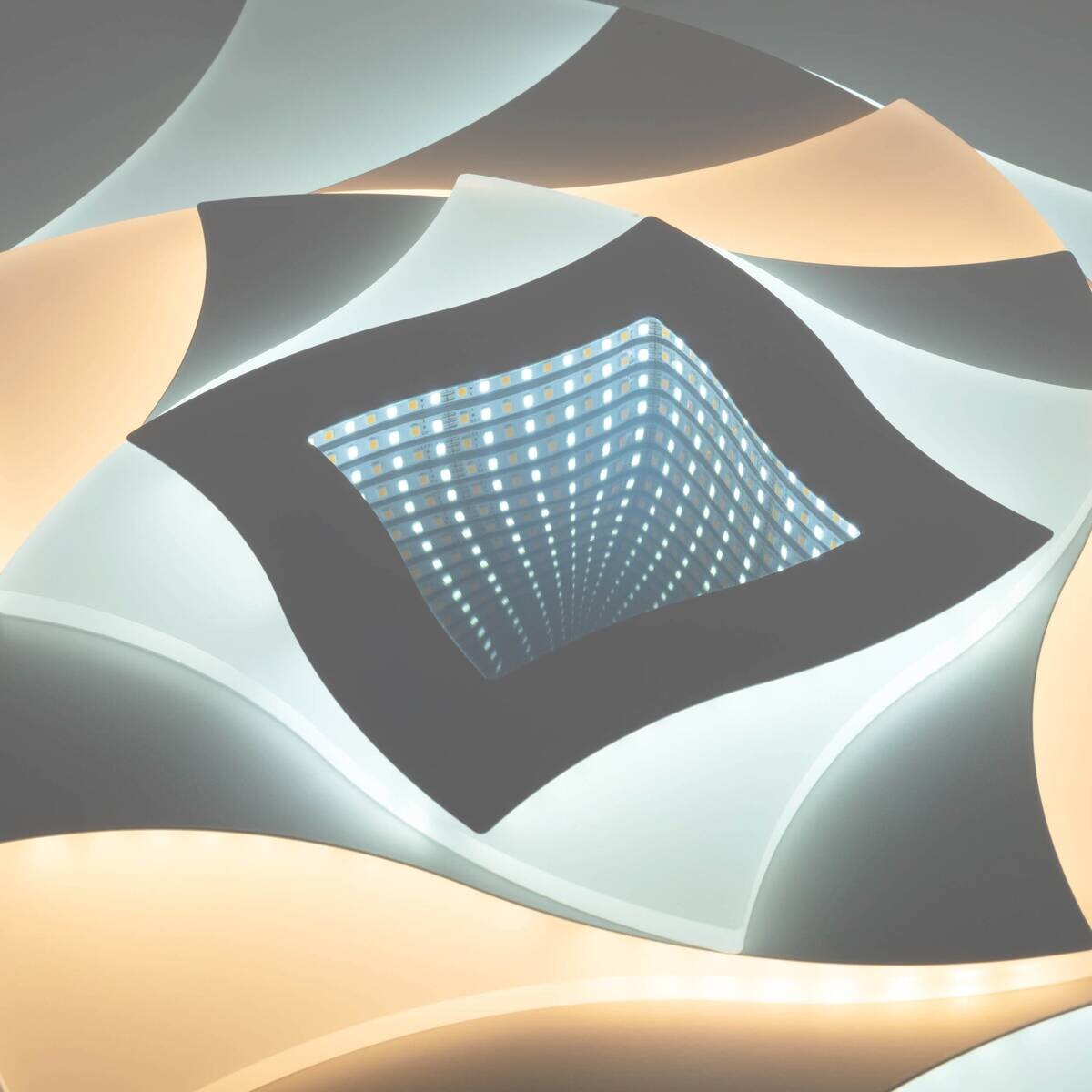 Näve Leuchten Deckenleuchte 1408477 Metall Kunststoff B/H/T: ca. 48x6x48 cm null 5 Brennstellen