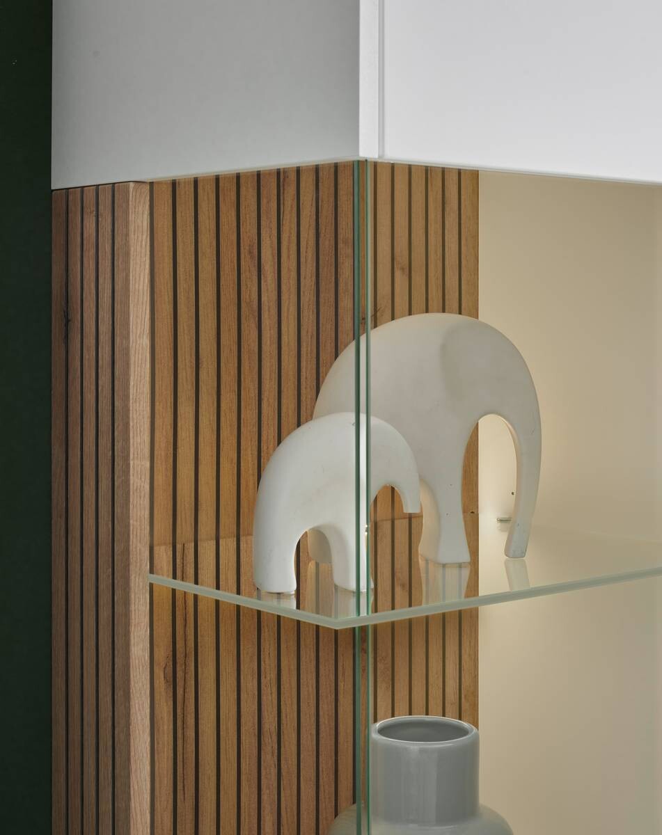 Vitrine Hudson weiß matt Eiche Evoke Coast Nachbildung B/H/T: ca. 75x125x38 cm