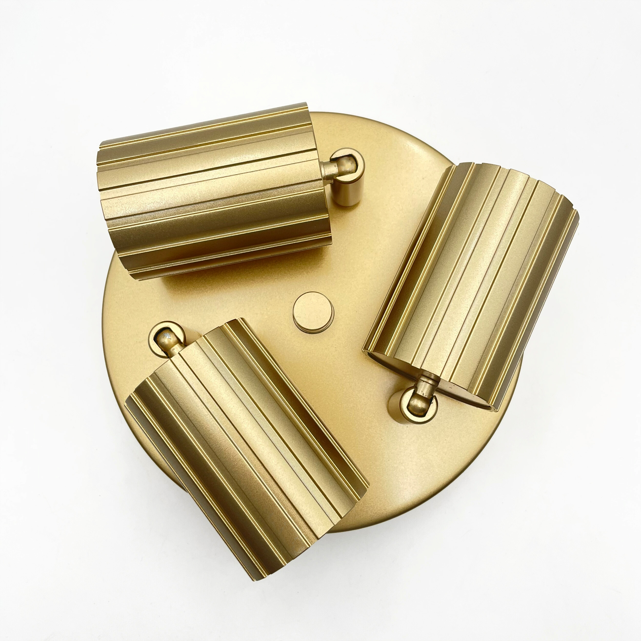 Lamkur Strahler Prisma gold Stahl B/H/L: ca. 18x19,5x18 cm 3 Brennstellen