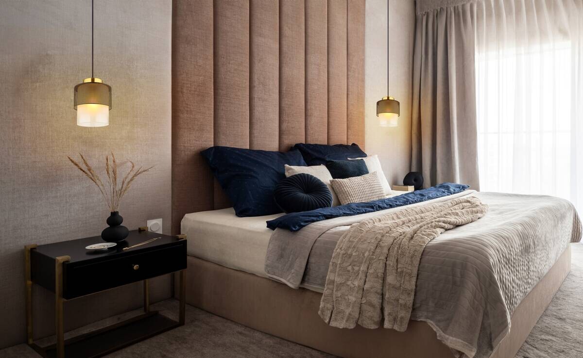 GLOBO Pendelleuchte klar schwarz Metall H/D: ca. 120x18 cm E27 1 Brennstellen