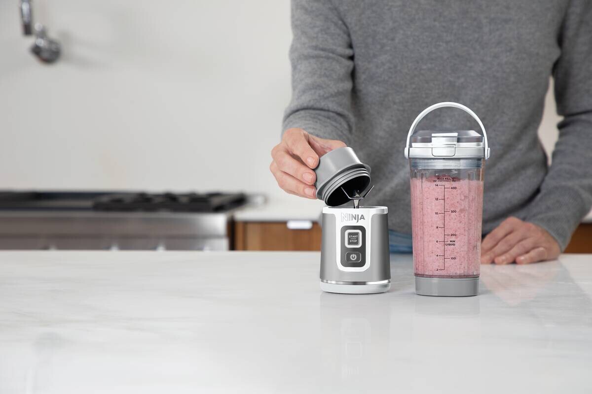 Ninja Standmixer weiß Kunststoff Edelstahl B/H/L: ca. 9x27x8,5 cm