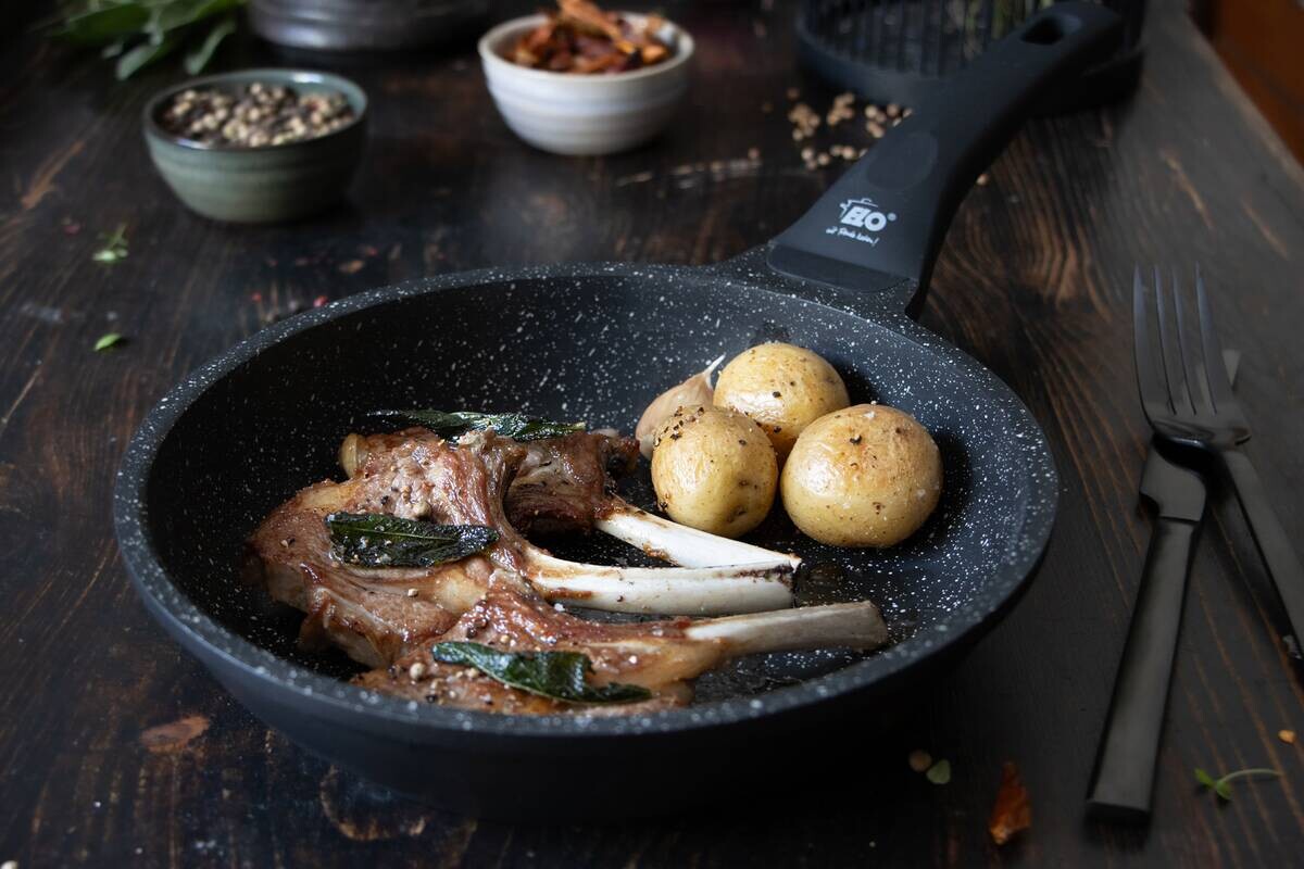 ELO Pfanne schwarz Aluguss