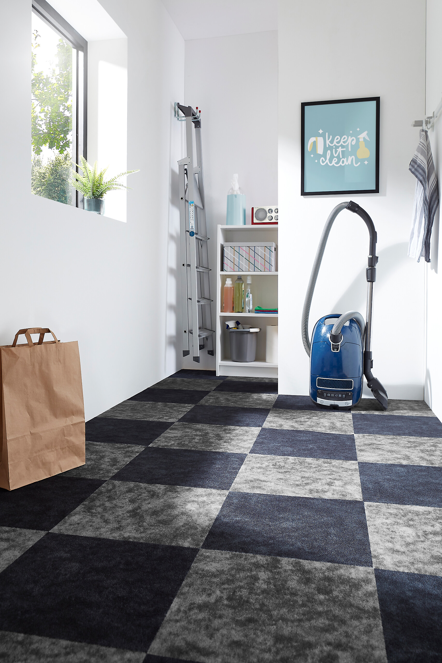 Teppichfliese Comar anthrazit B/L: ca. 40x40 cm pro Stück Teppichfliese Comar anthrazit B/L: ca. 40x40 cm pro Stück