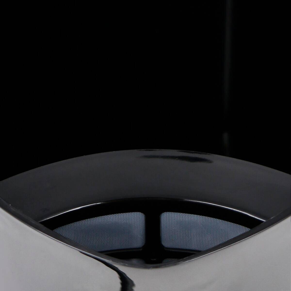 Emerio Wasserkocher WK-125130 schwarz gold Kunststoff B/H/T: ca. 18,2x22,2x17,9 cm ca. 1,7 l